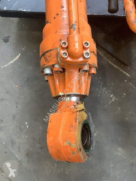 Piese de schimb utilaje lucrări publice  FH 200 E