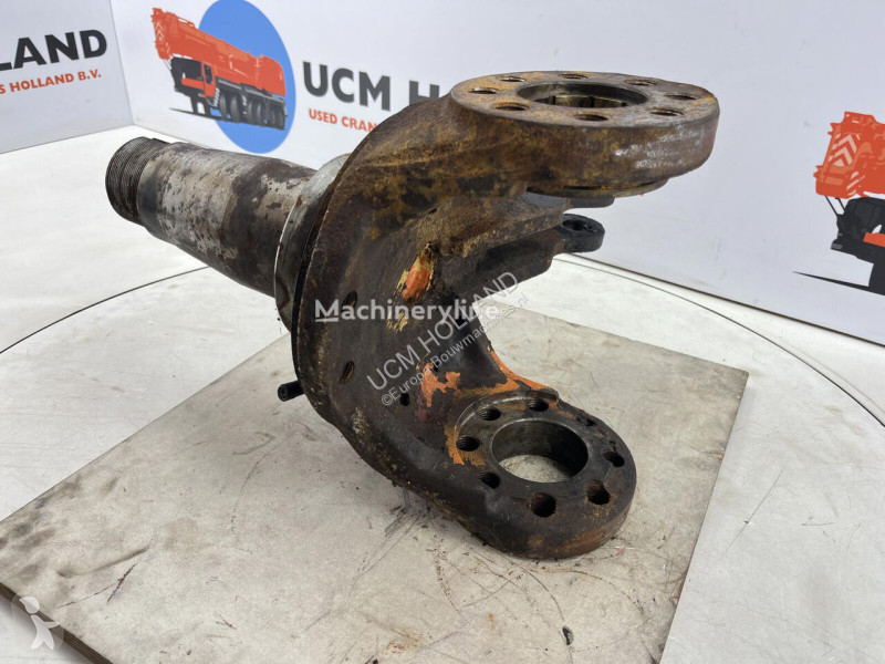Pièces engins tp Terex HC 340 Steering knuckle...
