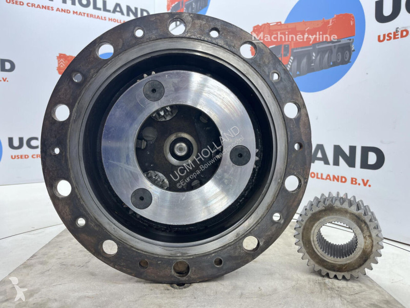 Запчастини для спецтехніки  Moteur de...