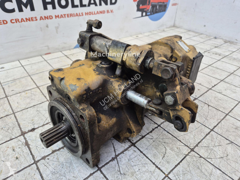 Pièces engins tp Grove 880 ATT PTO and Gear pump