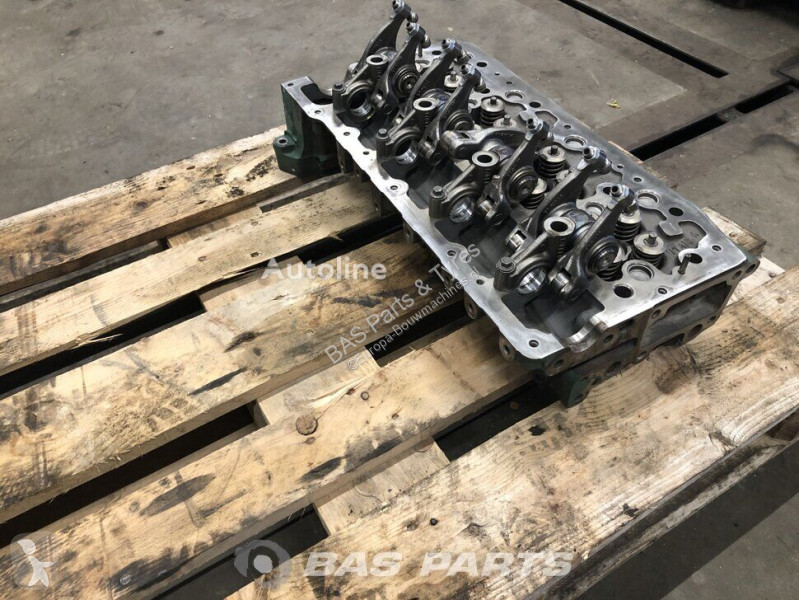قطع غيار الآليات الثقيلة Volvo Cylinderhead D5K...