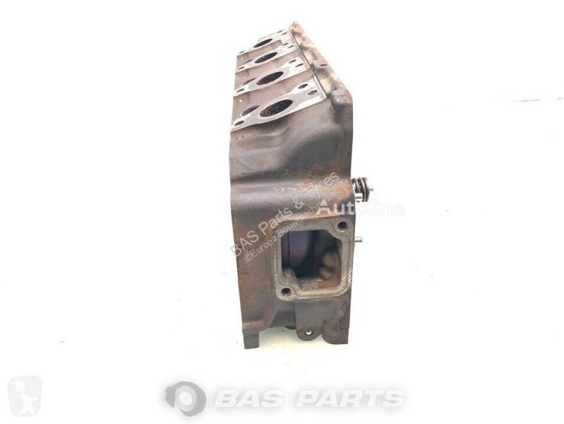 قطع غيار الآليات الثقيلة Mercedes Cylinderhead...