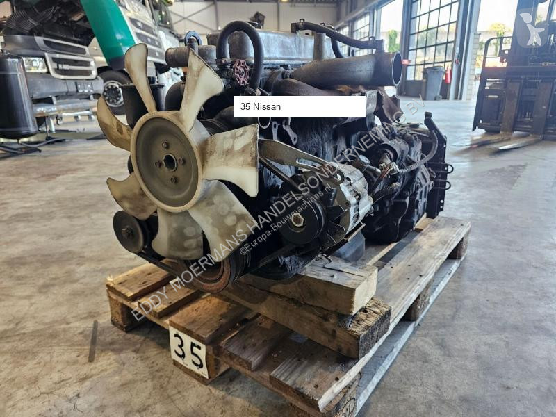 قطع غيار الأشغال العمومية Nissan 2.5 Diesel...