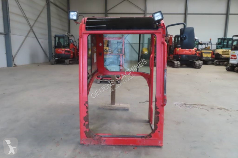 قطع غيار الأشغال العمومية Volvo EC 27 C / EC 35...