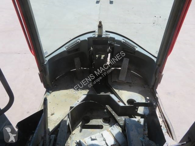 قطع غيار الأشغال العمومية Volvo L30B /