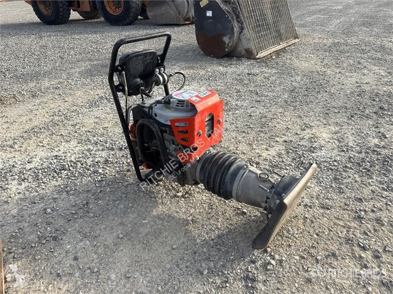 Запчастини для спецтехніки Husqvarna LT 8005...