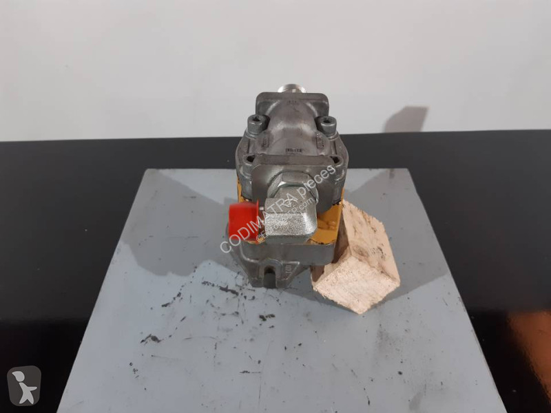 قطع غيار الأشغال العمومية Caterpillar 319D