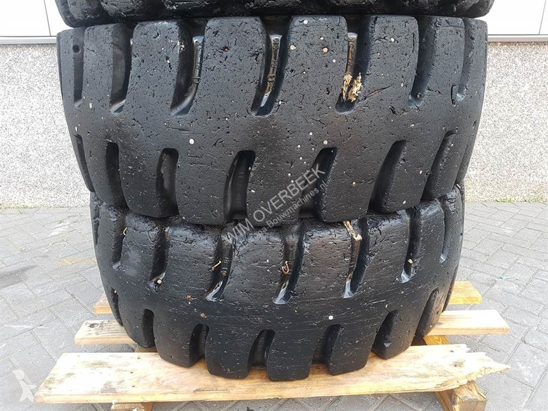 Náhradní díly stavba Liebherr L514...