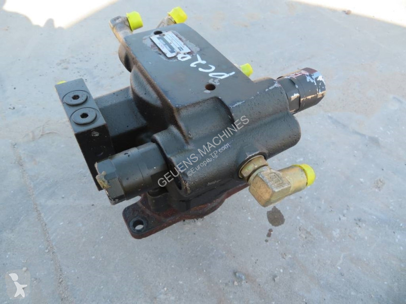 Losse onderdelen bouwmachines Komatsu Nachi...