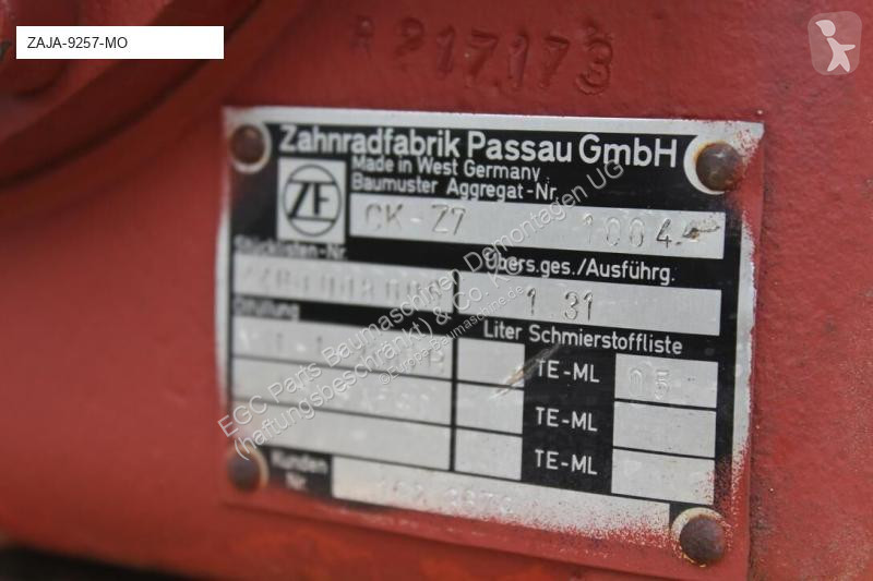 Pezzi di ricambio macchine movimento terra ZF...