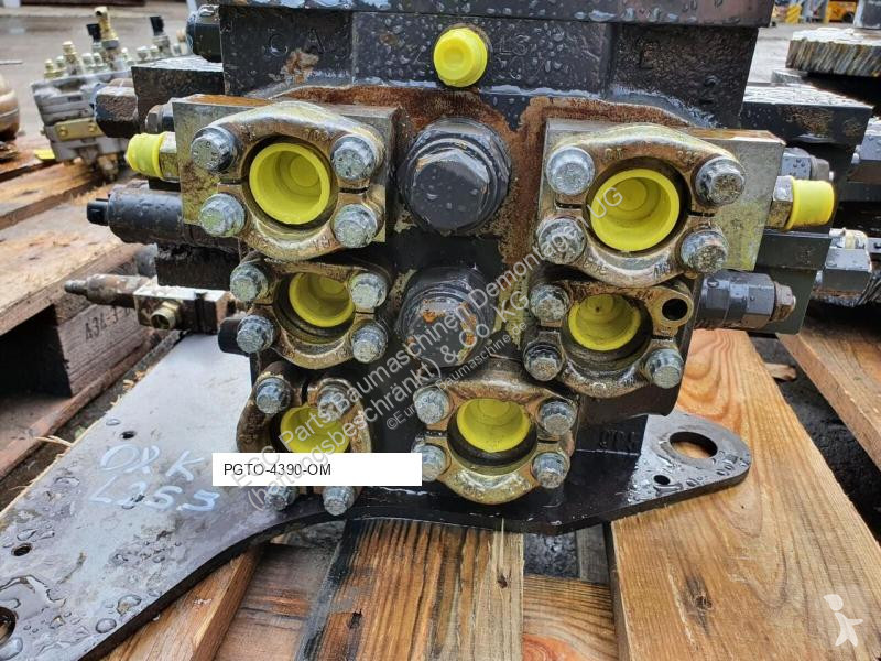 قطع غيار الأشغال العمومية O&K