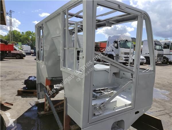 Losse onderdelen bouwmachines Demag Cabine...
