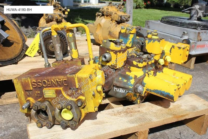 قطع غيار الأشغال العمومية Furukawa Distributeur...