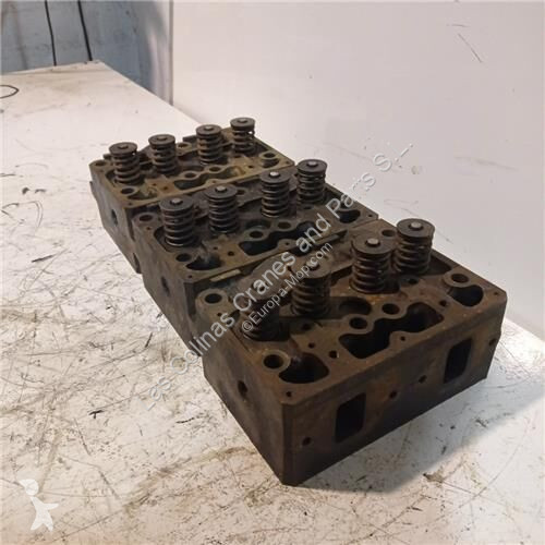 قطع غيار الآليات الثقيلة Renault Culasse pour...