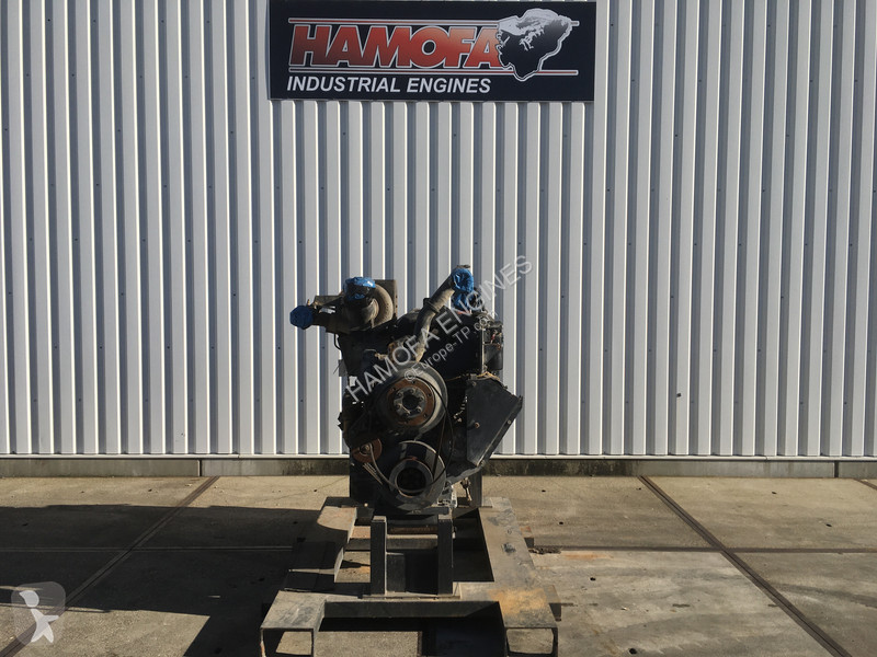 قطع غيار الأشغال العمومية Komatsu SAA6D170E-3...