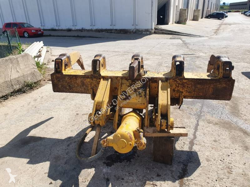 قطع غيار الأشغال العمومية Caterpillar