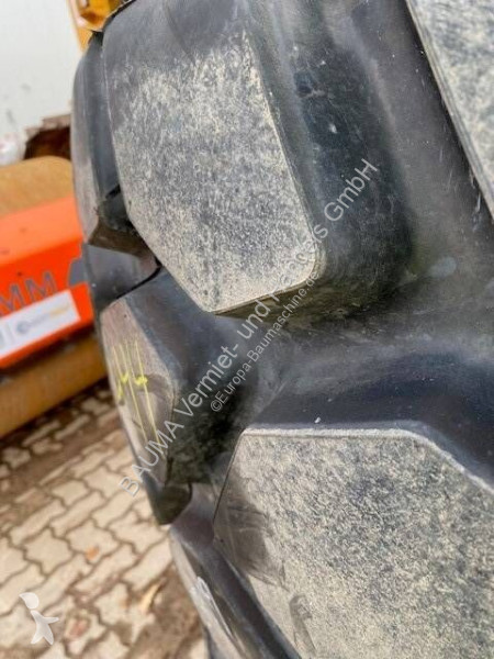 Pezzi di ricambio macchine movimento terra...