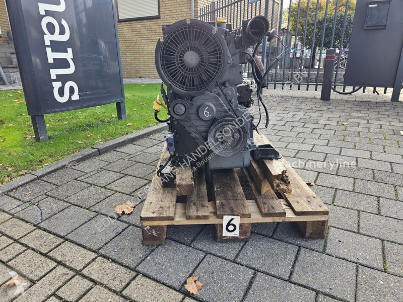 Peças máquinas de construção civil Deutz Moteur...