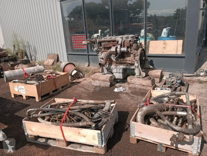 Pièces engins tp Liebherr D936L A6 -R954CHD Li