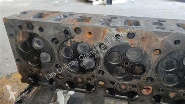 قطع غيار الآليات الثقيلة Renault Culasse pour...