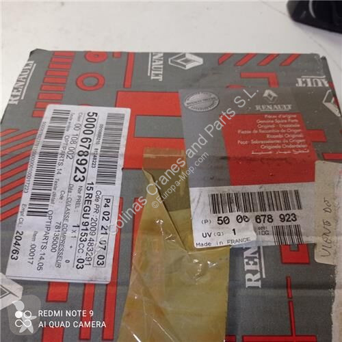 قطع غيار الآليات الثقيلة Renault Culasse...