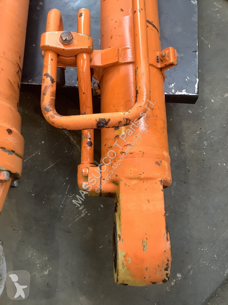 Piese de schimb utilaje lucrări publice  FH 200 E