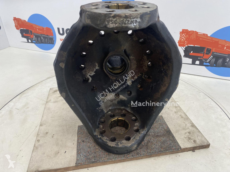 Pièces engins tp Terex Fusée d'essieu  Demag AC...