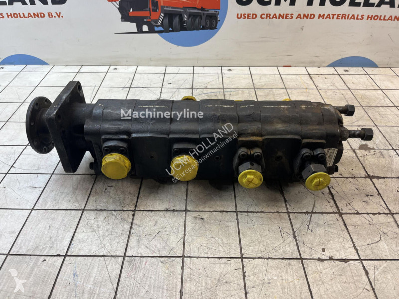 قطع غيار الأشغال العمومية Liebherr LT1200 4 way...