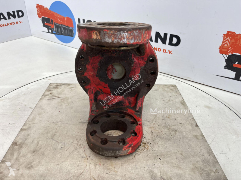 قطع غيار الأشغال العمومية  Steering knuckle 16...