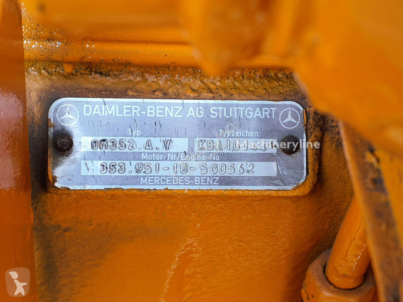 Peças máquinas de construção civil Mercedes HC...