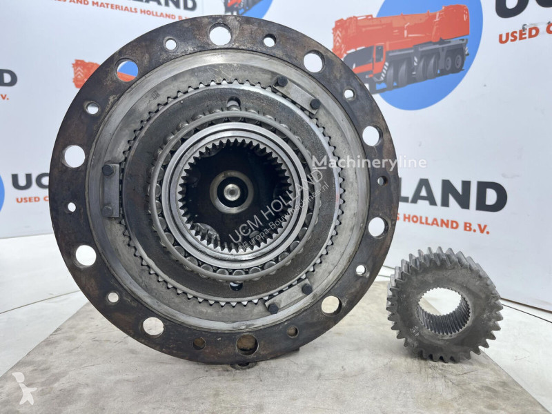 Запчастини для спецтехніки  Moteur de...