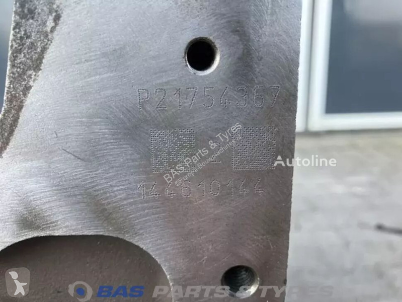 قطع غيار الآليات الثقيلة Volvo Cylinderhead...