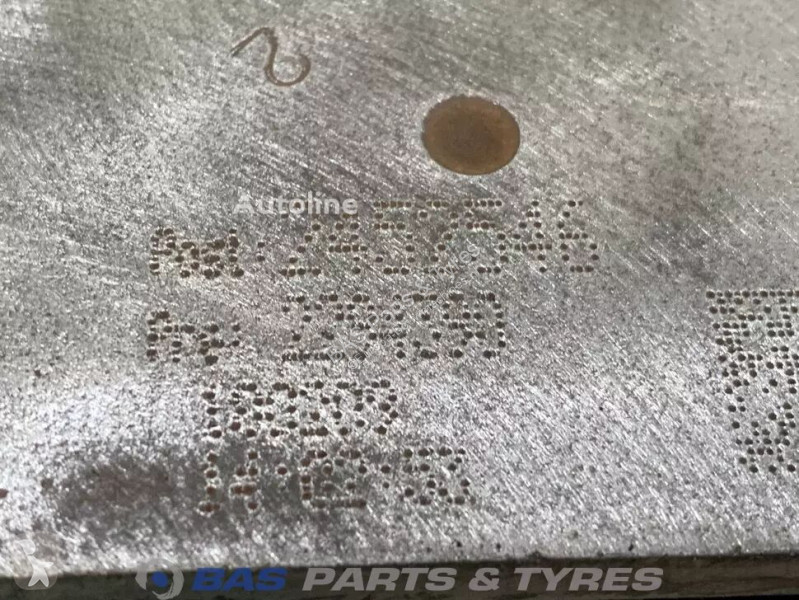 قطع غيار الآليات الثقيلة Scania Cylinderhead...