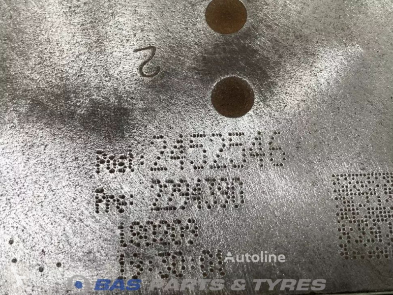 قطع غيار الآليات الثقيلة Scania Cylinderhead...
