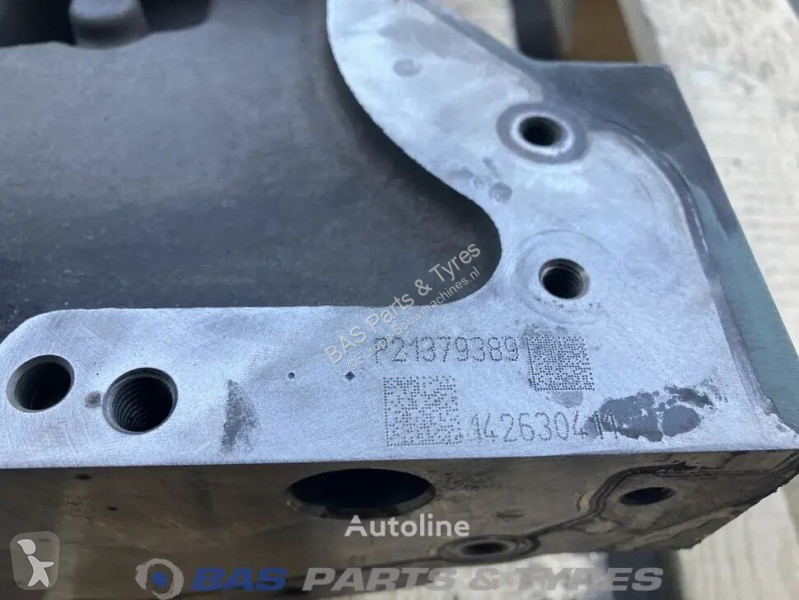 قطع غيار الآليات الثقيلة Volvo Cylinderhead...