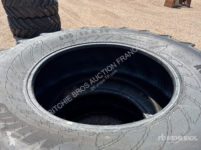 قطع غيار الأشغال العمومية Mitas  650/65R38 TL...