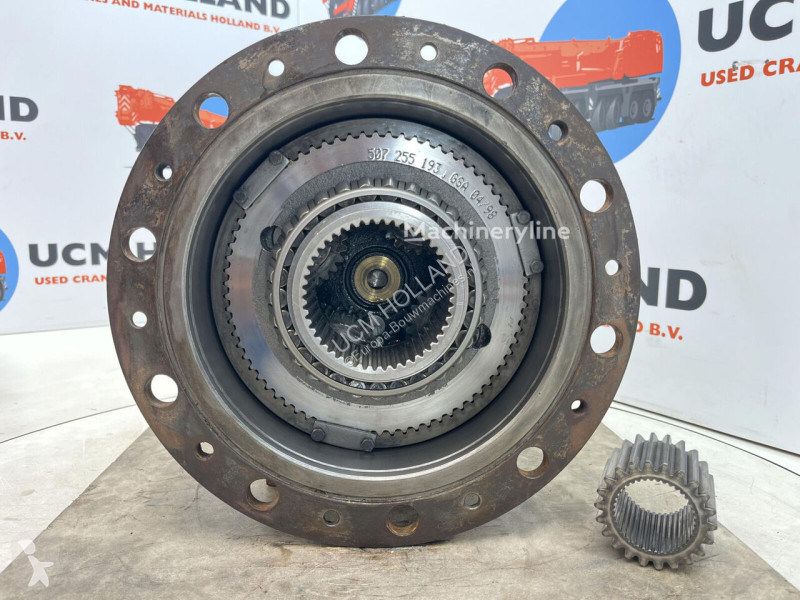 Запчастини для спецтехніки  Moteur de...