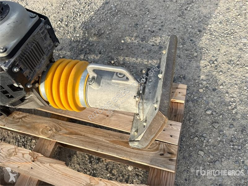 Запчастини для спецтехніки Bomag BT80 Jumping...