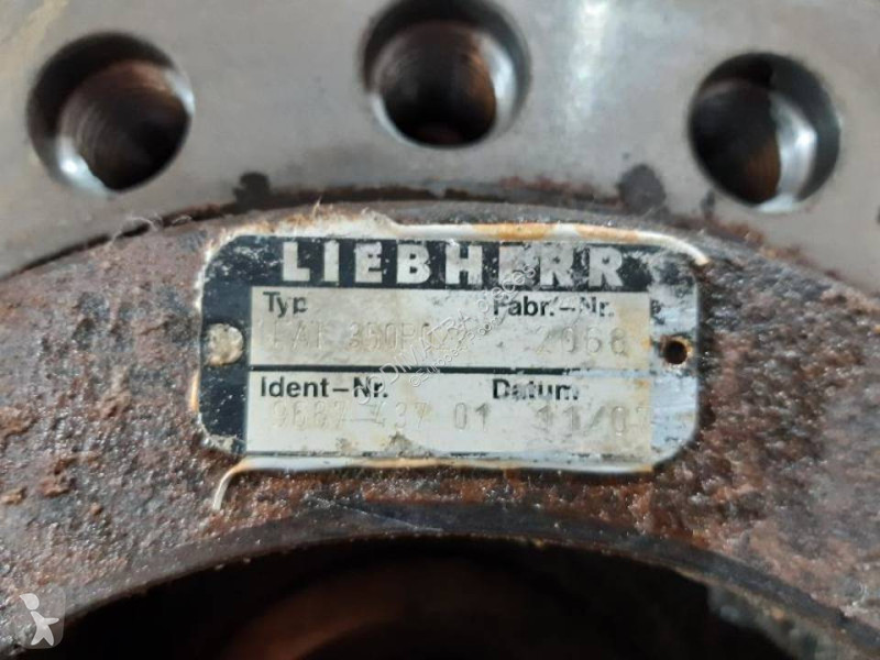 Pièces engins tp Liebherr R924COMP