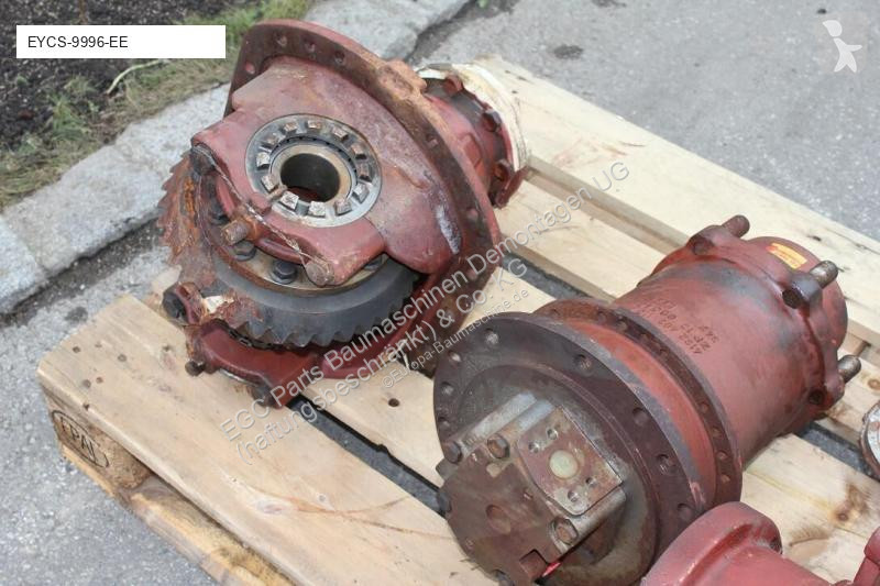 Pezzi di ricambio macchine movimento terra ZF...