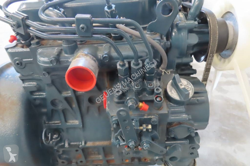 قطع غيار الأشغال العمومية Kubota D905