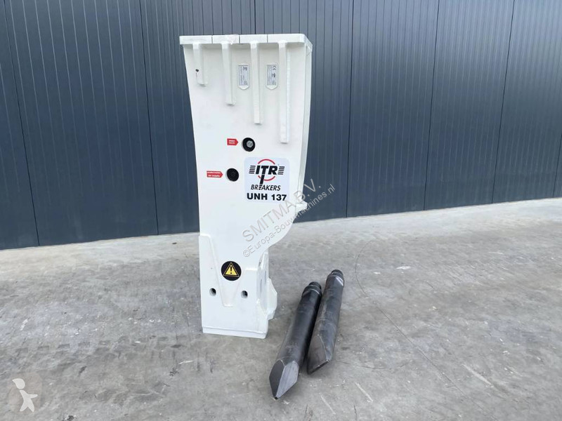 Aanbouwstukken voor bouwmachines  UNH137