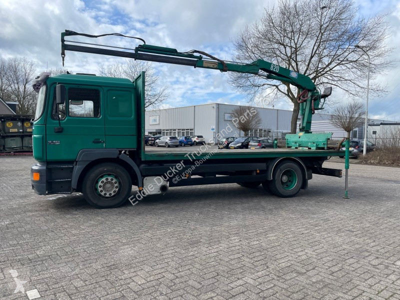 Uitrusting voor vrachtwagens HMF 820 2 X HYDRAULIC