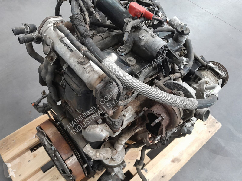قطع غيار الأشغال العمومية Isuzu 2615 Complete