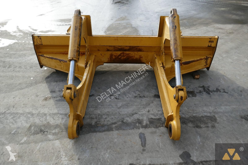 Piese de schimb utilaje lucrări publice...