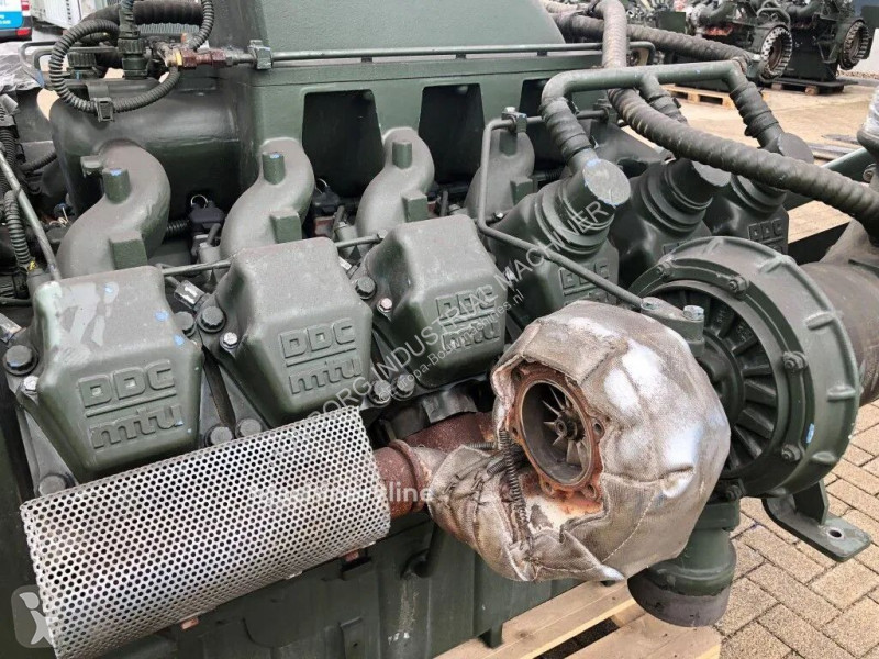 قطع غيار الأشغال العمومية MTU Moteur  12V 2000...