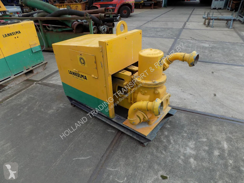 Losse onderdelen bouwmachines  waterpomp