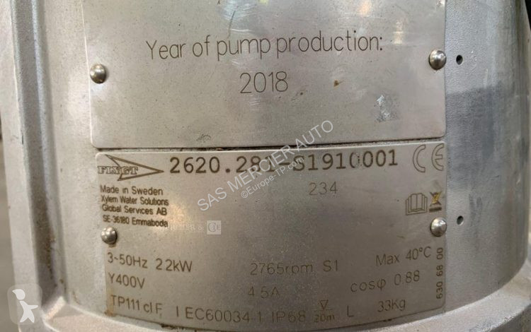 آلة لمواقع البناء  pompe immergee pour eau boueuse
