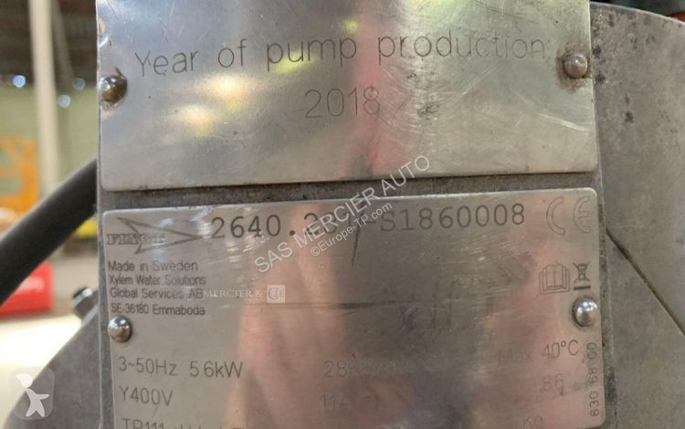 آلة لمواقع البناء  pompe immergee pour eau boueuse