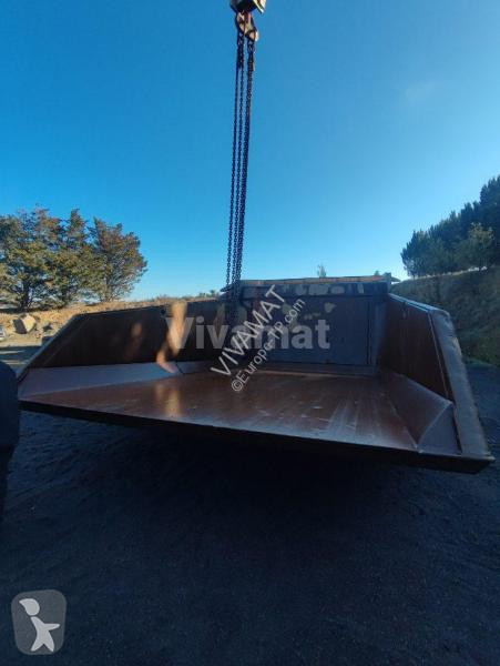 تجهيزات الأشغال العمومية Caterpillar BENNE CAT...